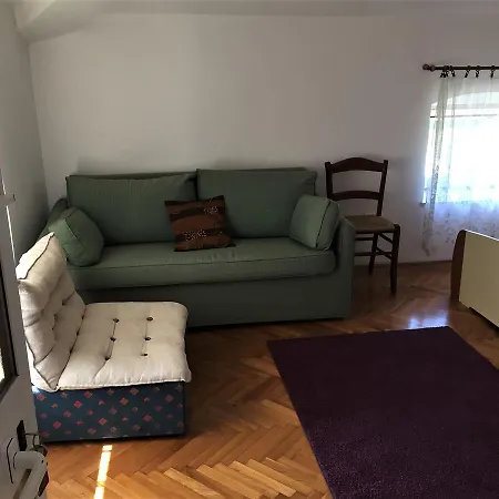 Bed & Breakfast Tri Srca &