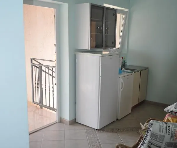 krevet i doručak Tri Srca &