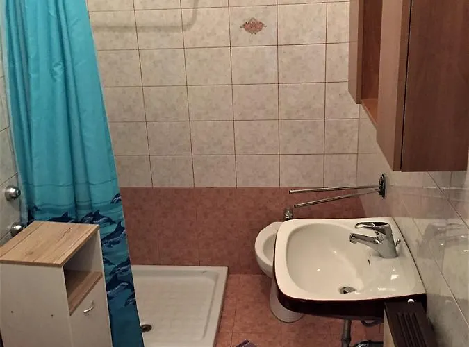 krevet i doručak Tri Srca &